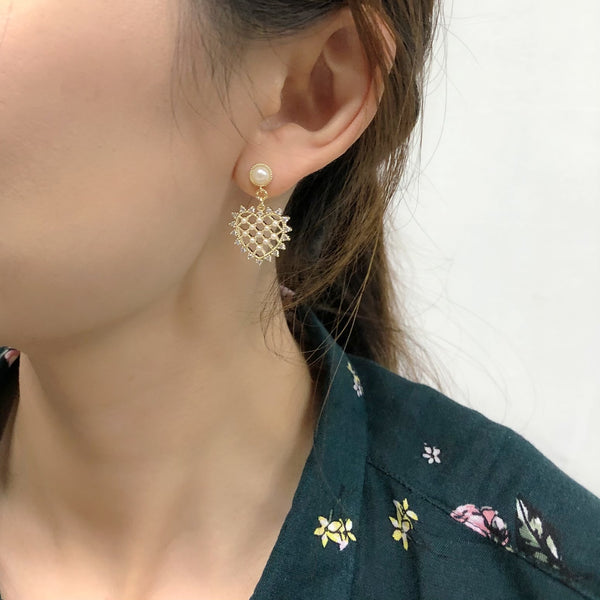 Artemis Netted Heart-shaped Earrings