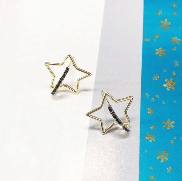 Audrey Minimal Star Earrings