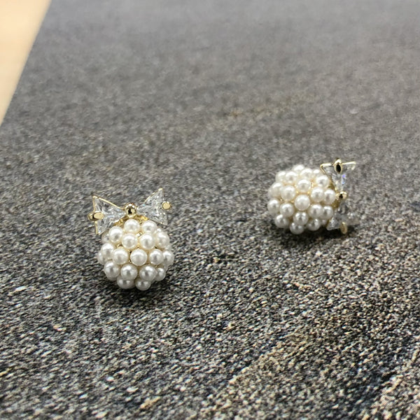Bow mini pearls earrings